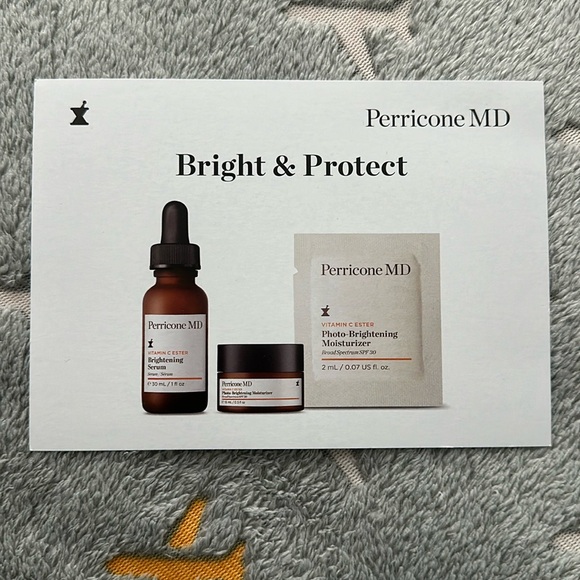 Perricone MD Brightening Serum and photo brightening moisturizer set